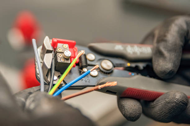 Best Affordable Electrician  in Hot Springs, AR